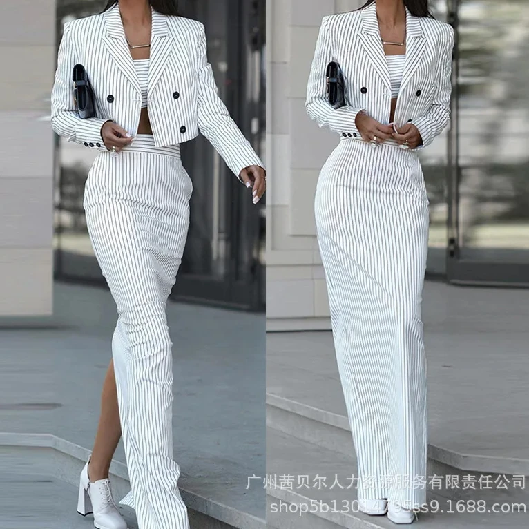 Conjunto de chaqueta a rayas y - Winter Clothing Online reseña y precio